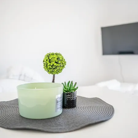 Lucija * Milna (Brac)