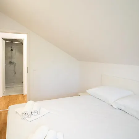 Lucija Apartament Milna (Brac)