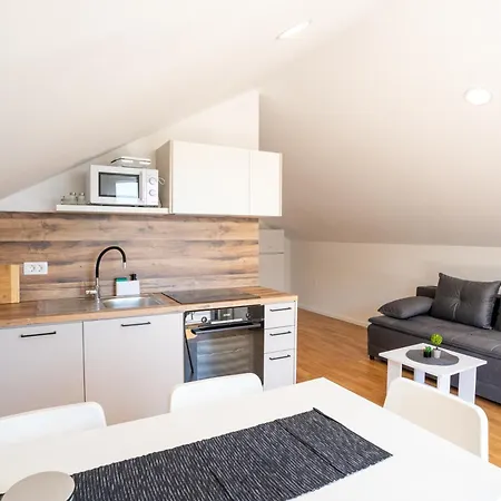 Lucija Apartament Milna (Brac)